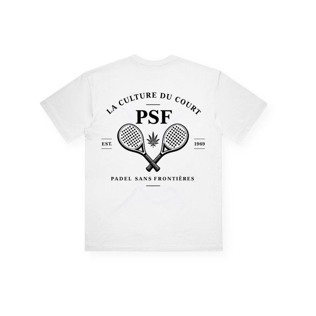 PSF Collective The Classic Rackets Box Tee is a white unisex box t-shirt featuring a vintage-inspired black graphic on the back, showcasing two crossed padel rackets with a small leaf at the center, and text that reads: “LA CULTURE DU COURT,” “PSF,” “EST. 1989,” and “PADEL SANS FRONTIÈRES.” This tee blends sporty simplicity with authentic racket culture style. Designed for the Unwind