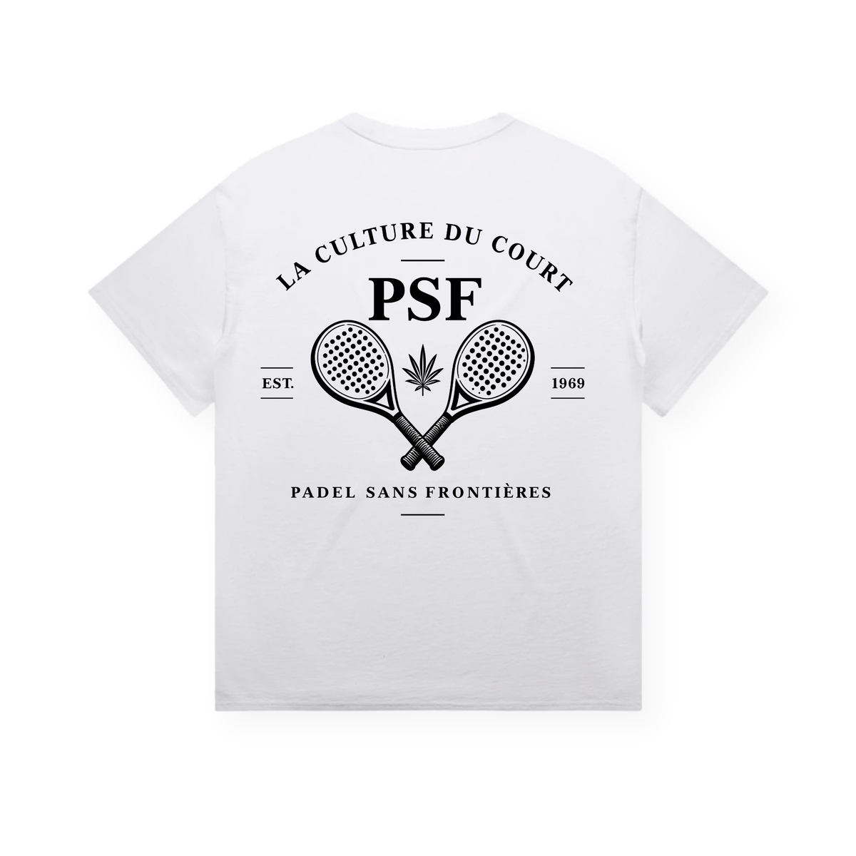 PSF Collective Introducing the Classic Rackets Tee1: a white unisex box tee featuring a minimalist black vintage-inspired graphic of two crossed padel rackets with a small leaf between them and the text “LA CULTURE DU COURT, PSF, EST. 1969, PADEL SANS FRONTIÈRES.” This sporty style pays homage to authentic racket culture. Designed for the Unwind