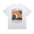 PSF Collective Introducing the Sunsmash Tee1: a white t-shirt featuring a sporty back graphic of a padel racket, ball, island, sunset, and palm tree. The design includes “PADEL SANS” above the artwork, “FRONTIÈRES” below, and “LA CULTURE DU COURT EST. 1969” underneath in stylish brown and orange tones—a perfect casual club shirt for any padel enthusiast. Designed for the Unwind